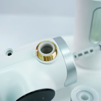 A rotação do agregado familiar abaixo da água do sedimento filtra pre o produto comestível Ss filtra o material da malha 	 