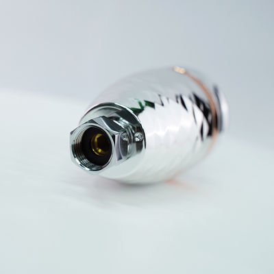 Filtro de chuveiro de carbono portátil hidráulico de 16 L/min para baixa pressão de água