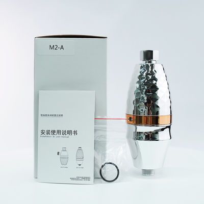 Filtro de chuveiro de carbono portátil hidráulico de 16 L/min para baixa pressão de água