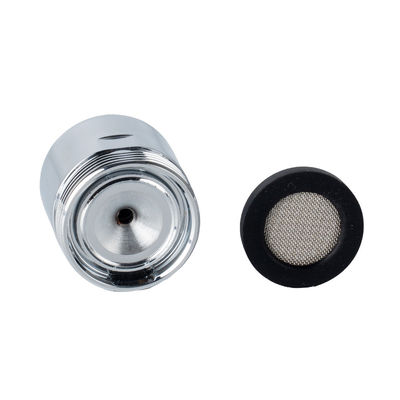 Utilização da cozinha do gerador de torneira de nano-bolhas