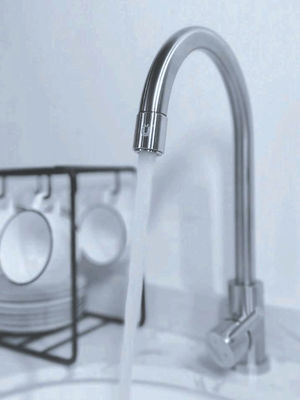 Gerador de micro e nano bolhas de latão maciço premium, de alta vendagem, para limpeza da pele com conexão direta à água da torneira